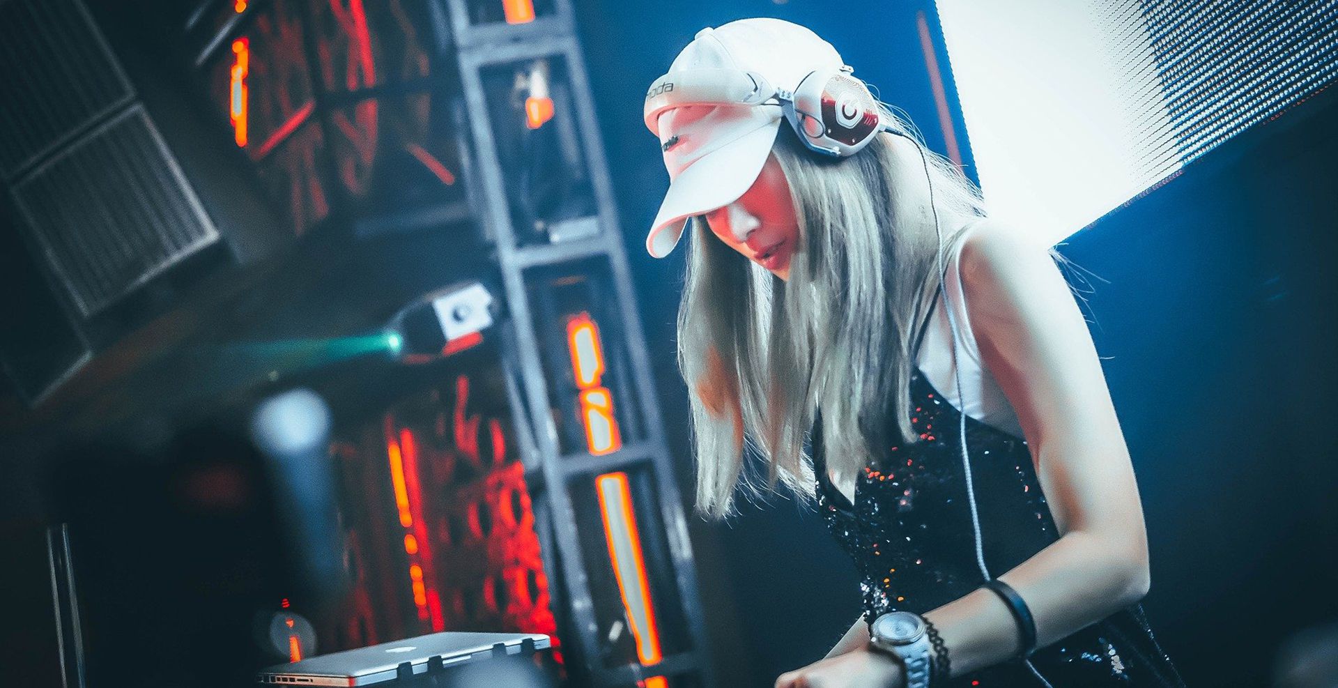 有声世界 无限空间